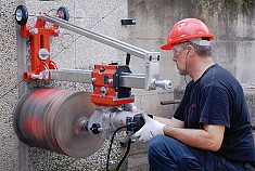 Применение установки алмазного бурения Cardi 501